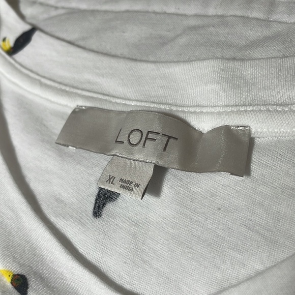 Loft Toucan Print XL white tunic style basic tee Tropical patterned layering top - Picture 9 of 9